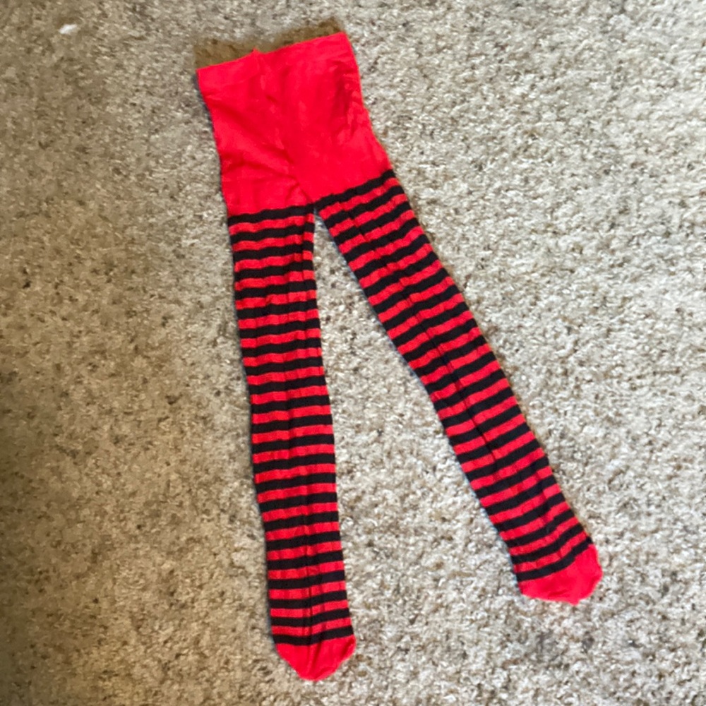 Some cute Halloween themed Black and red tights